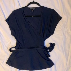Banana Republic wrap shirt size Small